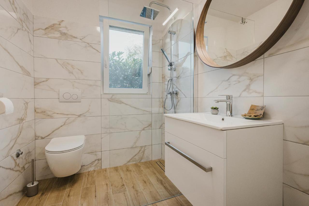 אומאג 3Level Apartments Kroatien מראה חיצוני תמונה