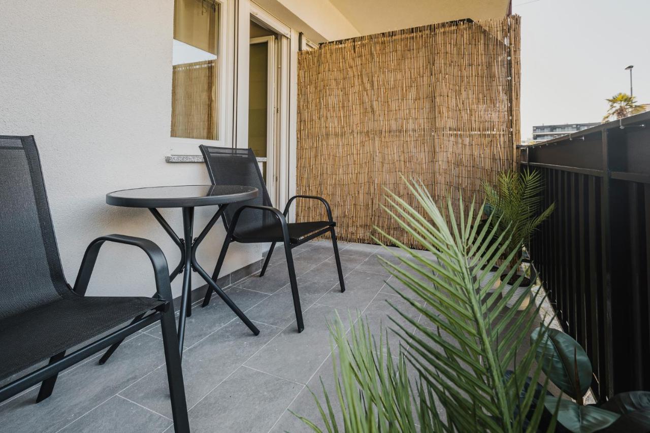 אומאג 3Level Apartments Kroatien מראה חיצוני תמונה